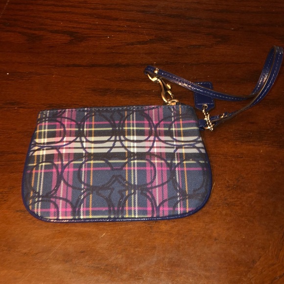 Coach Poppy Tartan Plaid Navy Pink Multi Stripe Zip Wristlet - Picture 1 of 5